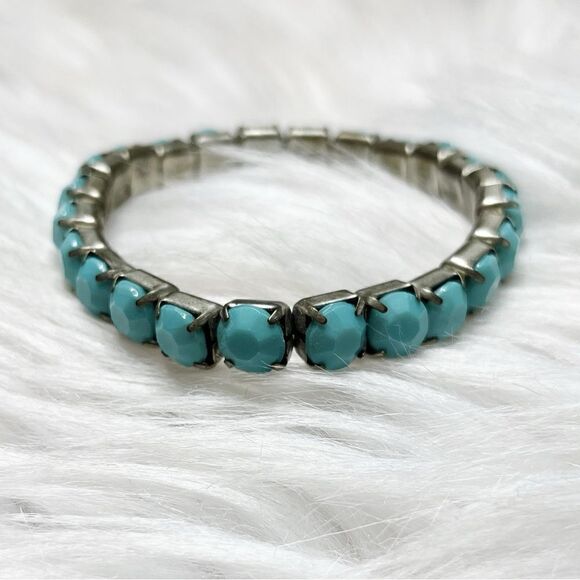 Fashion Statement Stretchy Bracelet Turquoise Green and Silver - Picture 1 of 4